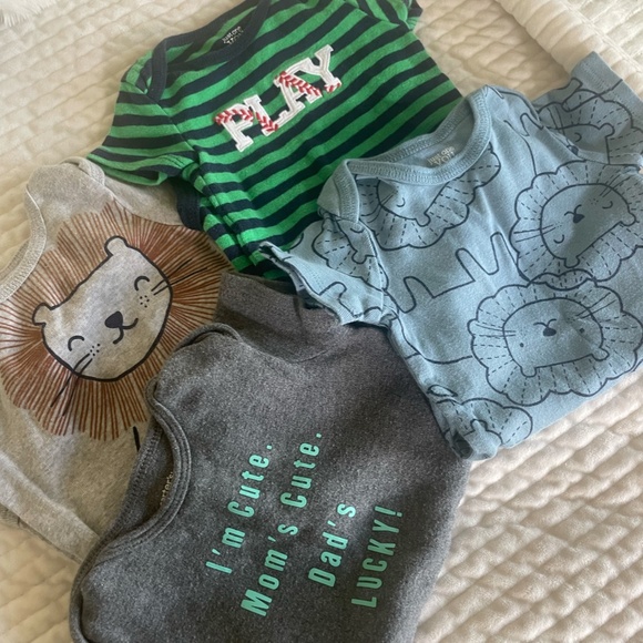 BABY BOY SIZE 6 MONTH SHORT SLEEVE ONSIES - Picture 2 of 10